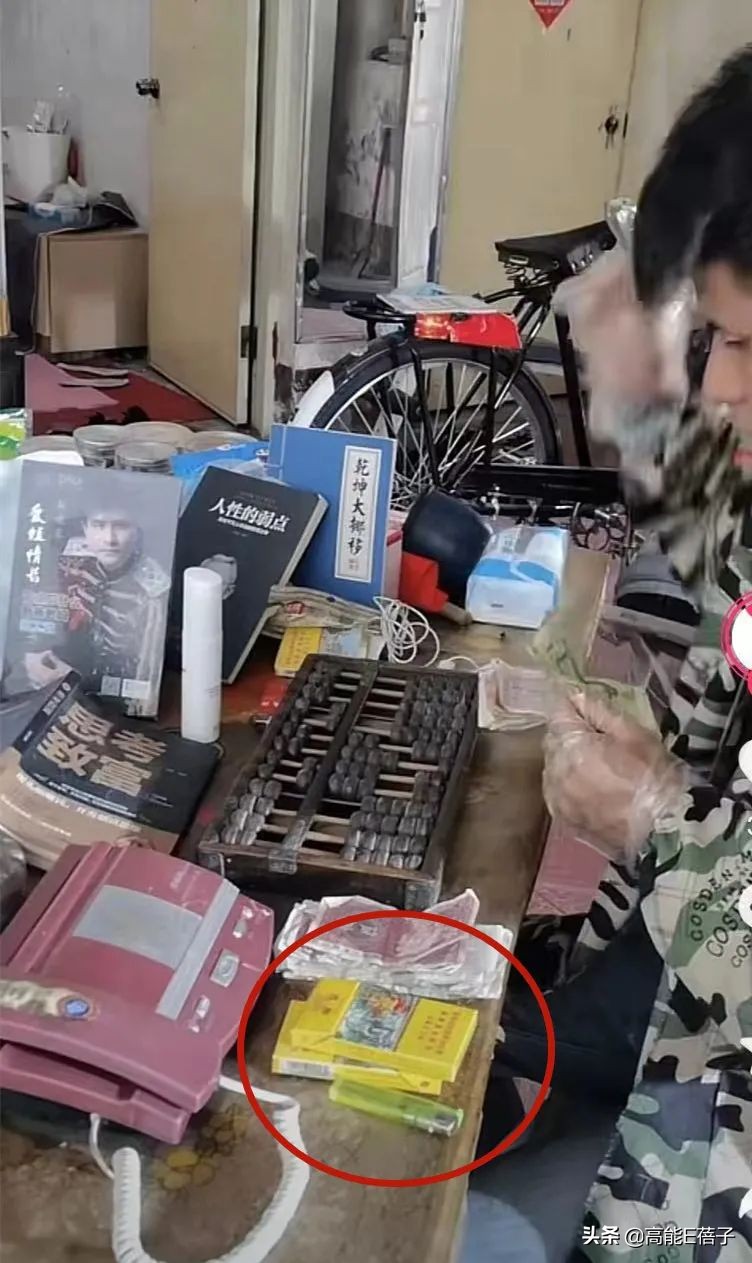 草根歌手刘晓东卖菜还债，自曝花光1000万负债230万