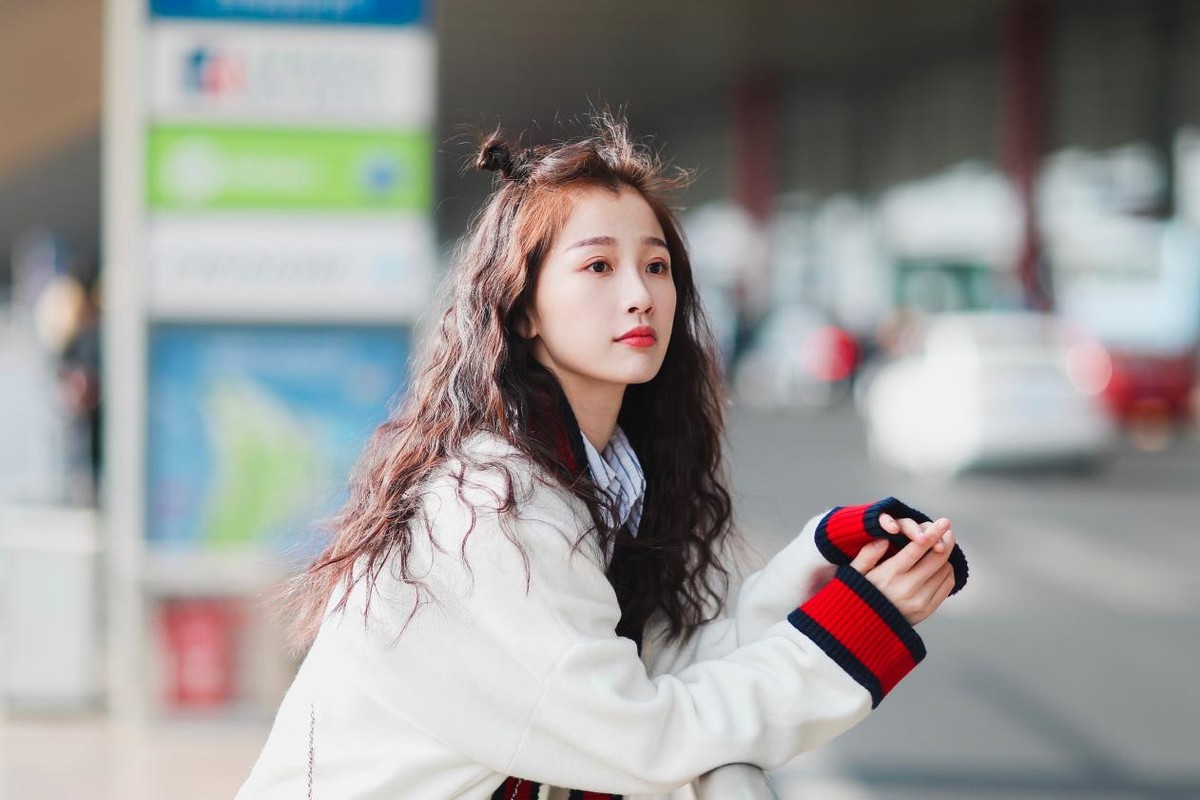 “豪门娇女”虞书欣，曾被骂作精，靠实力平息争议，终于逆风翻盘