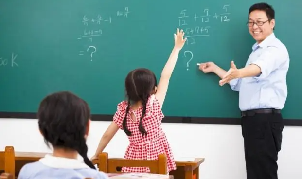 “铁饭碗”要保不住了？这些教师恐怕要面临失业，家长叫好声不断