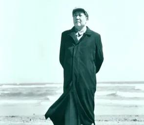 毛泽东写的这首词只有16个字，朱德和周恩来为何赞不绝口？