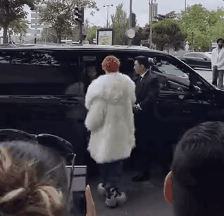 明星红黑榜：精神小妹与杀马特青年的浪漫约会画风来了？