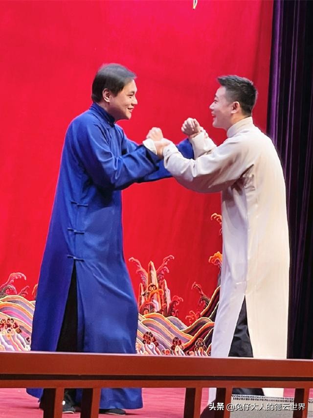 德云社高峰栾云平全国巡演官宣，引相声同行羡慕，陶阳或成助演