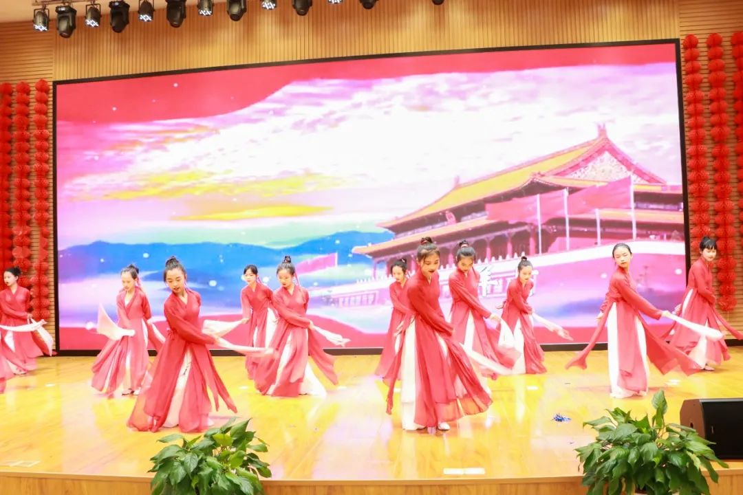 彭镇小学第十四届校园艺术节节目海选暨文艺展演活动如火如荼进行