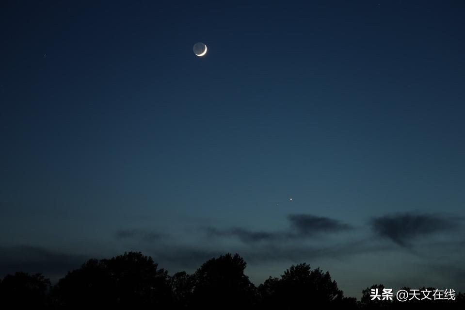 请定好闹钟，12月3日前后金星达最亮，是观测它的最佳时机