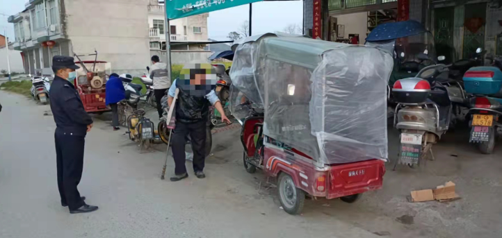 残障人士冲动消费遇麻烦，汉阴县蒲溪派出所民警耐心解决
