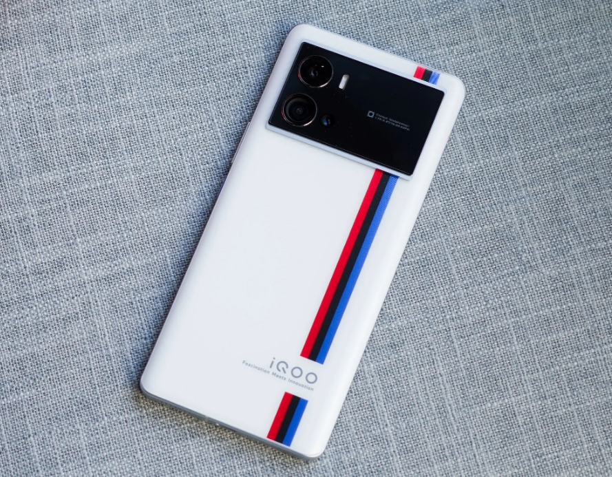 目前公认“好口碑”的3款手机，3000元出头，国产优质手机太香了