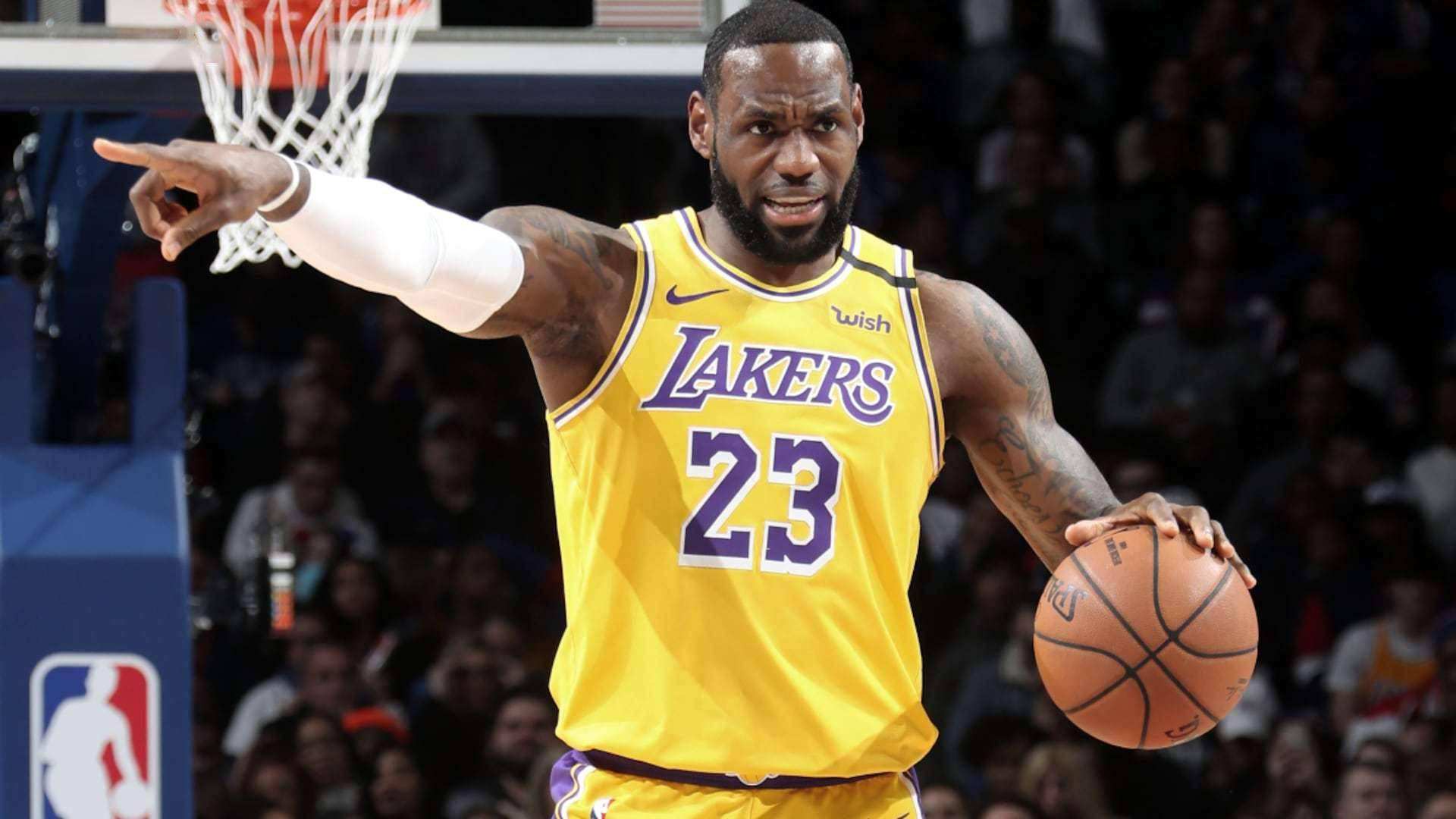 送给同学的nba礼物有哪些(NBA球星送礼都送啥？)