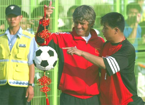 天才少年16岁出版专著，距高考百天时跳楼，遗言：未来没有吸引力