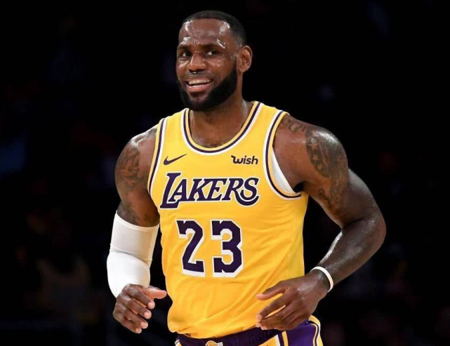 乔丹nba的时有哪些球队(乔丹统治了NBA90年代，那新世纪后联盟又分别被谁统治过？)