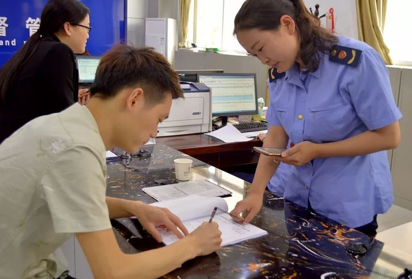 大学女生职业“恋爱难度”排行，护士榜上有名，榜首男生敬而远之