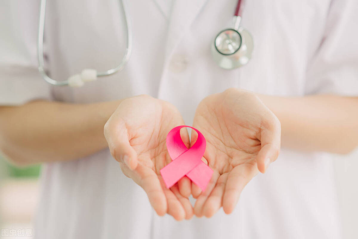 再三提醒：乳腺癌在来临之时，身体会发出这4种“求救信号”