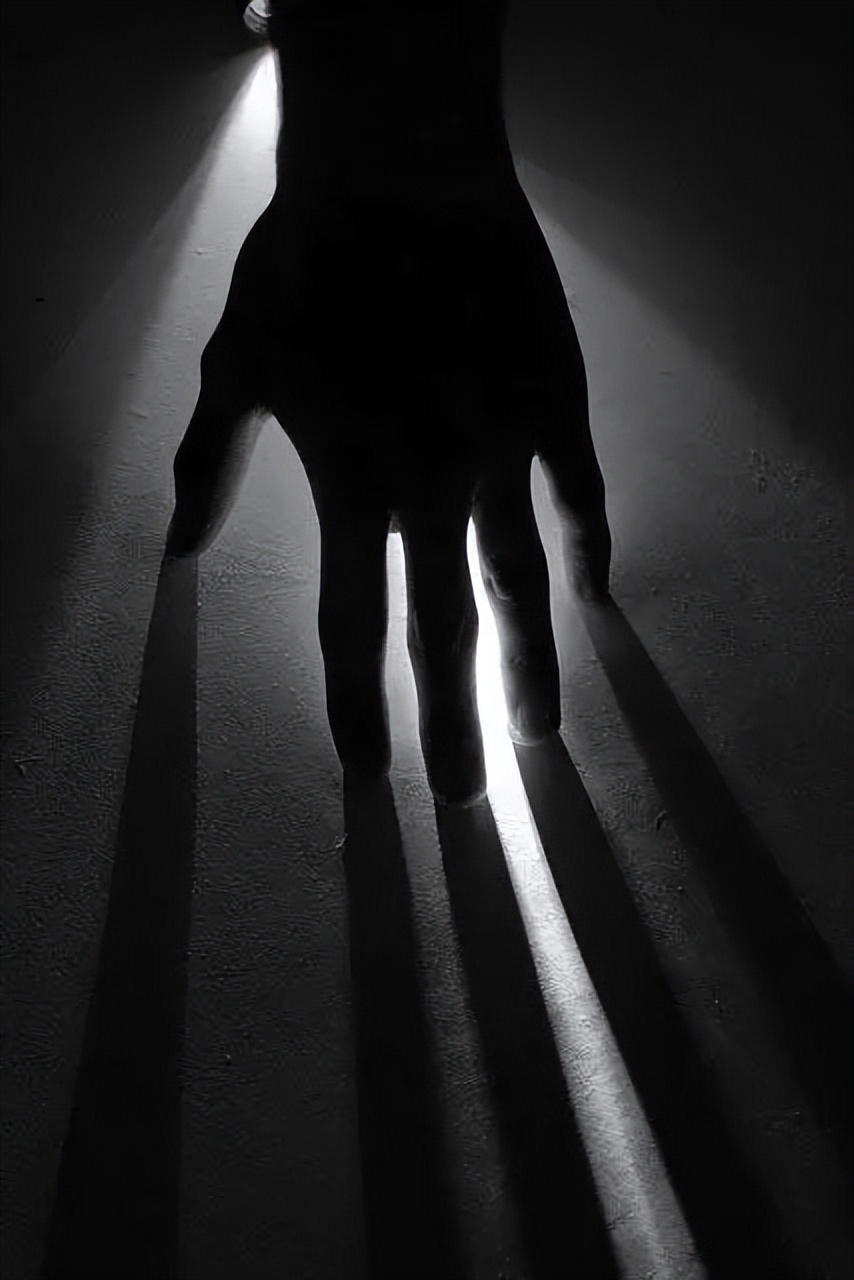 配乐散文:享受孤独