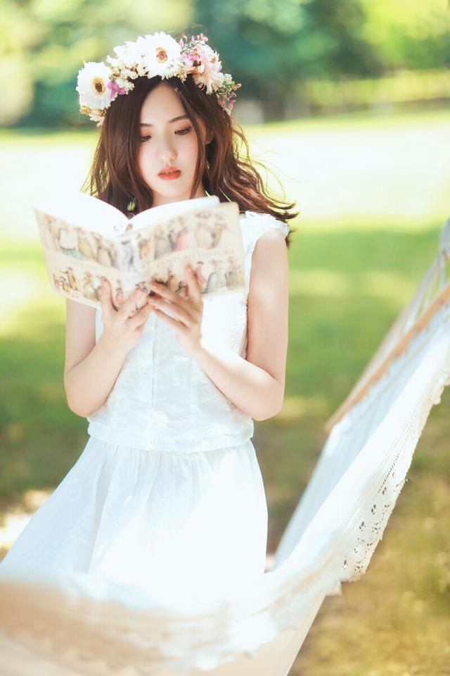 文学的启迪：让人变得更好，优秀作文欣赏《爱好文学，品味人生》
