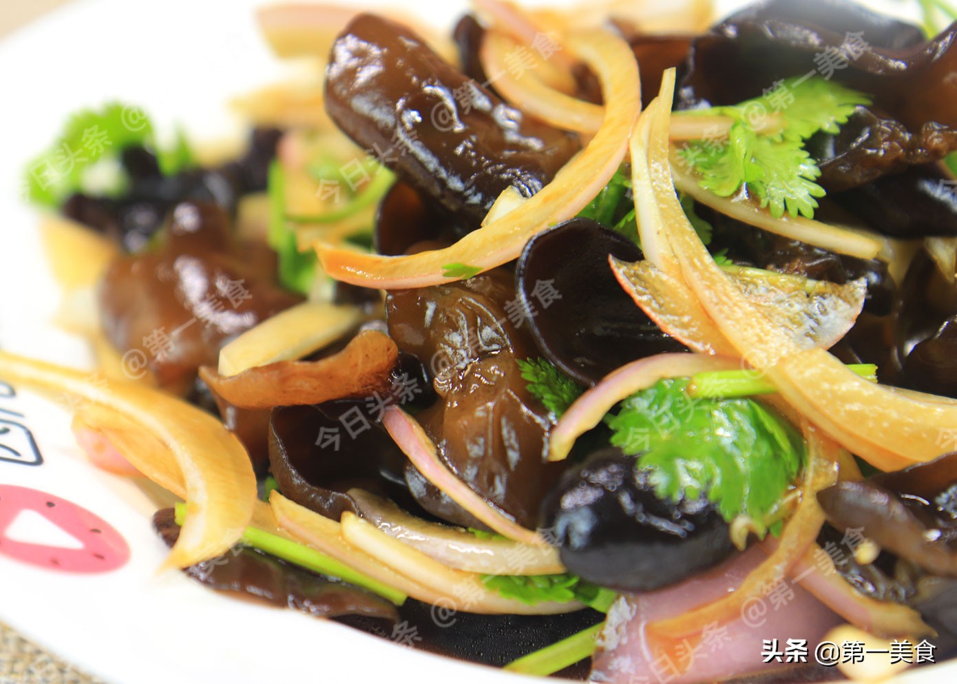 过年了，这5道特色小凉菜不能少，3分钟上桌，清脆爽口，开胃解腻