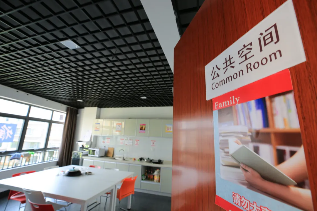 毫不夸张！国内这35所大学宿舍堪比星级酒店