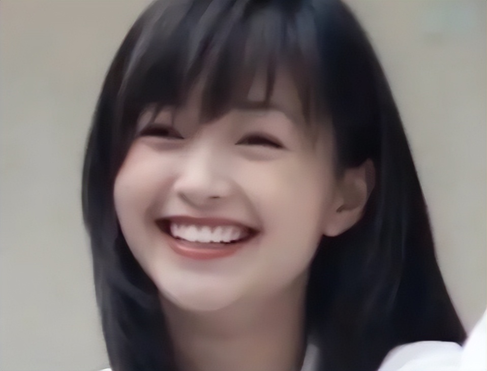 街头卖艺、卑微求职、卖货求生，这5位过气女星如今有多窘？