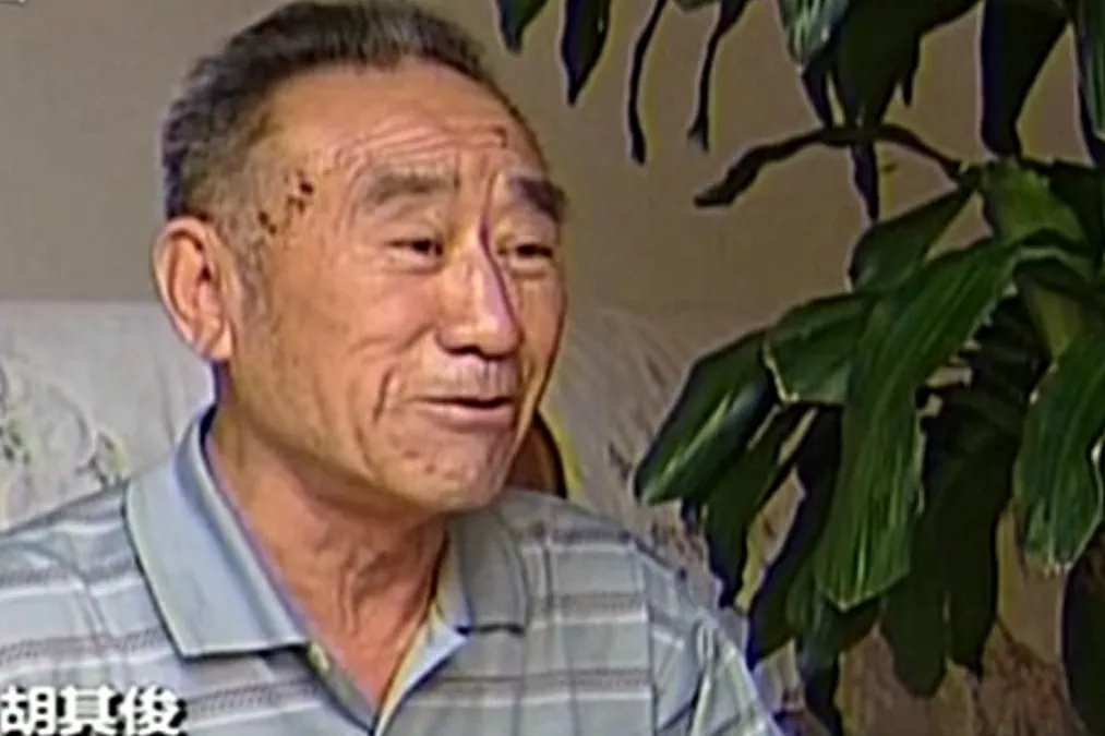 天安门广场升国旗的历史变迁!