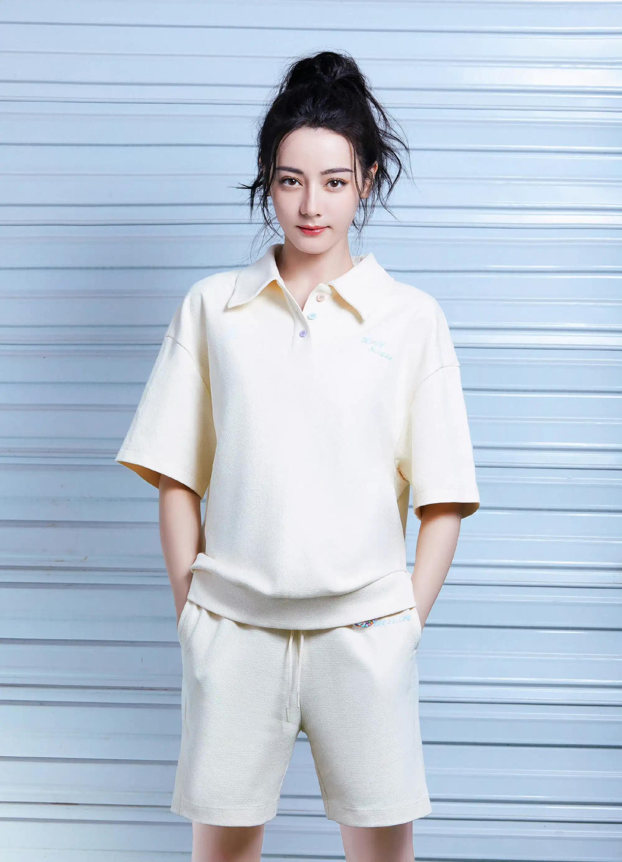 迪丽热巴半糖系列甜甜圈运动套装