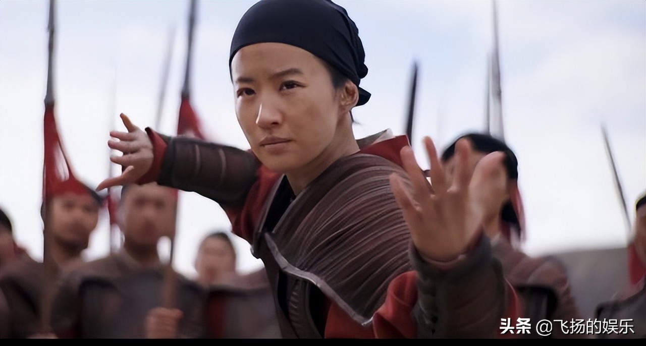 都是女扮男装，把唐嫣和叶童放一起，差距一目了然