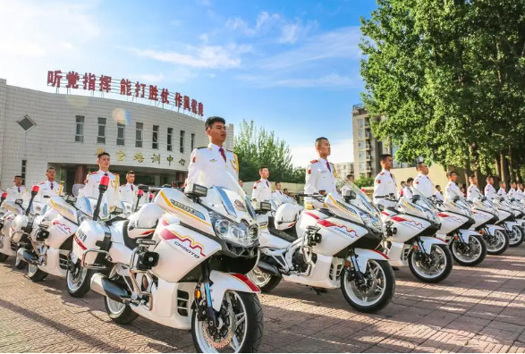 我国“高颜值”的部队，选拔难度堪比特种兵，平均身高187CM以上