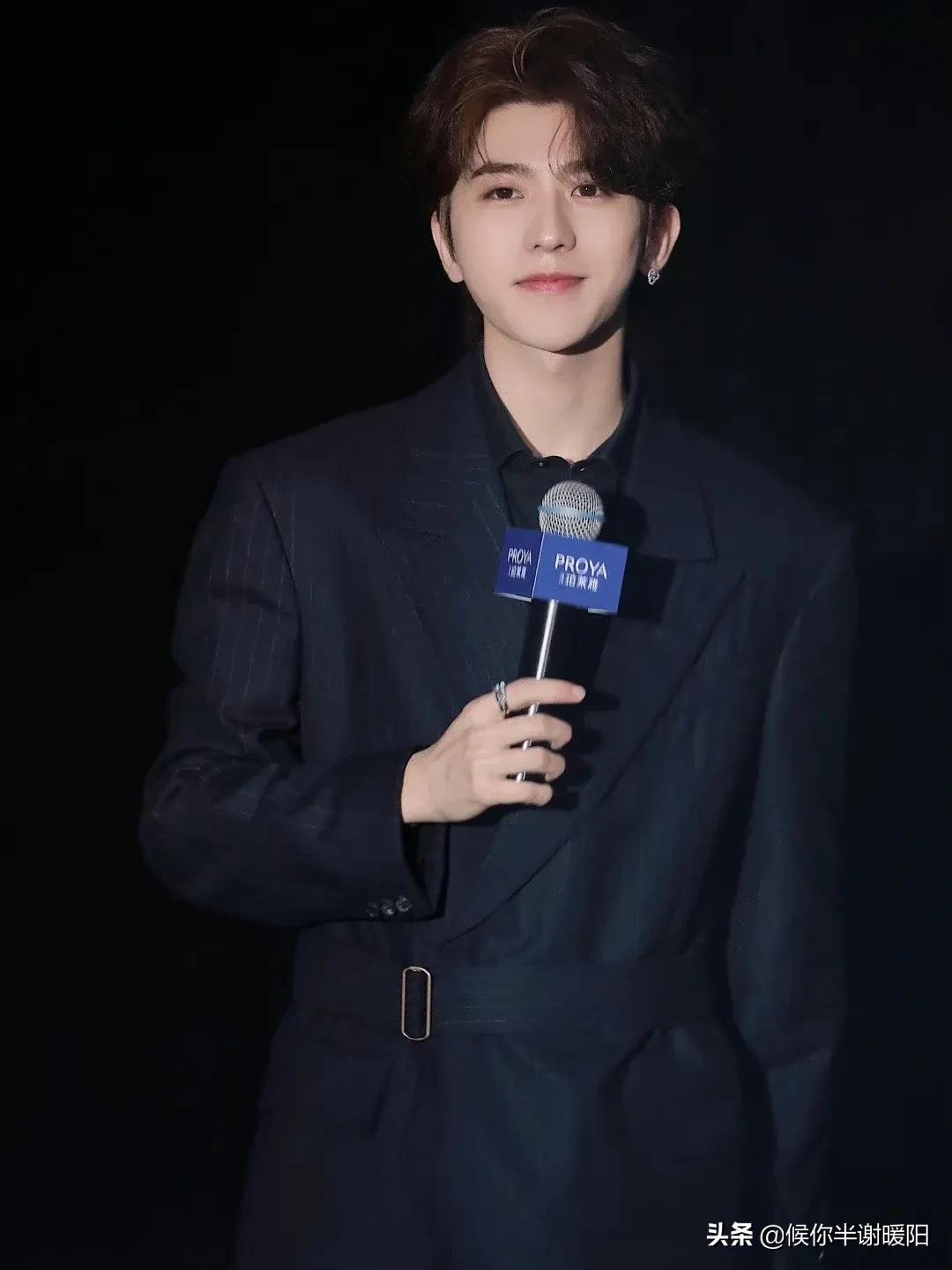 男明星最爱“束腰西装”：任嘉伦两次都出圈，许凯檀健次让人惊艳