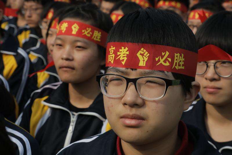 努力来见我！让高考生们“打鸡血”的话语，属偶像说的最有动力