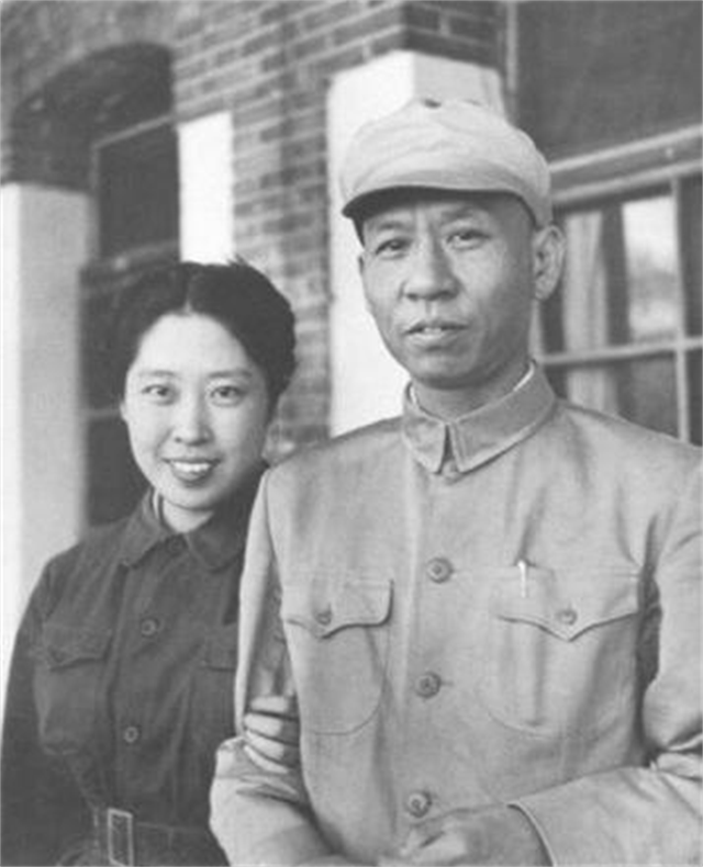 王光美晚年生活充实，组织毛主席刘少奇后人相聚，唯有两事放不下