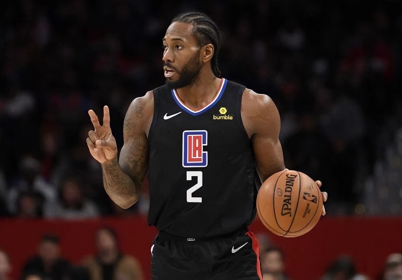 现在的nba巨星有哪些(美媒评选现役NBA联盟前十球星：哈登垫底，詹姆斯仅排第六名)