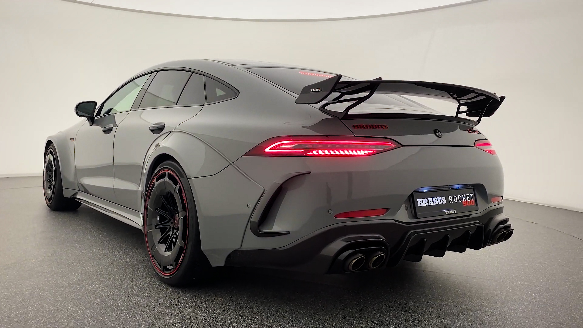 全球限量10台,售价高达1380万,巴博斯gt900火箭限量版