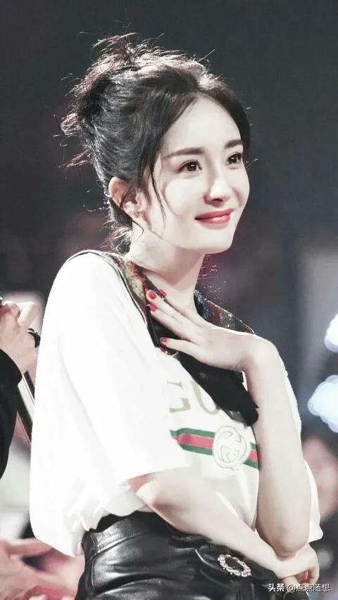 四小花旦之首--杨 幂