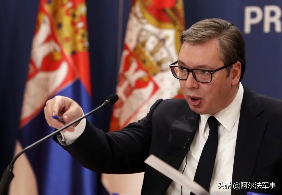 �����ѹ��������ı�̬���վ��ͳ�һ�Ŷ����裺����ά�ǲ�������