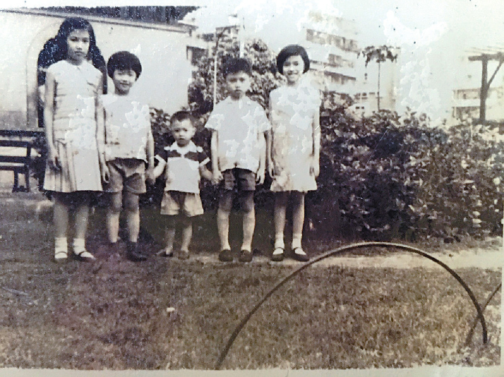 谭耀文老婆Fiona，嫁演员恩爱18年，婚后儿女双全，幸福不已