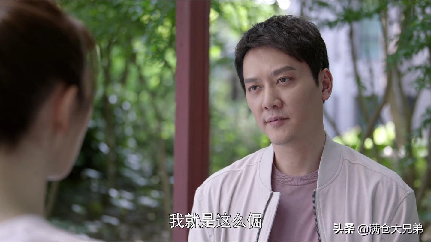 心居施源并不自卑只可惜没人懂他