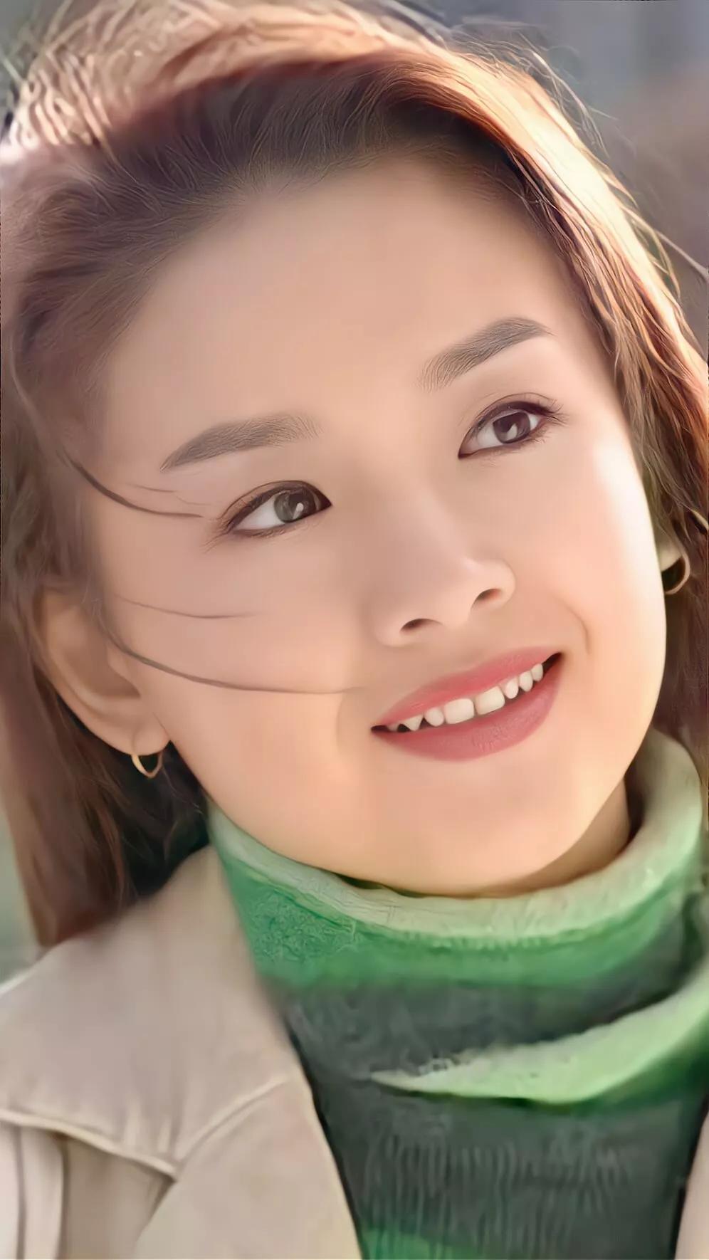 请欣赏50位明星的甜美微笑