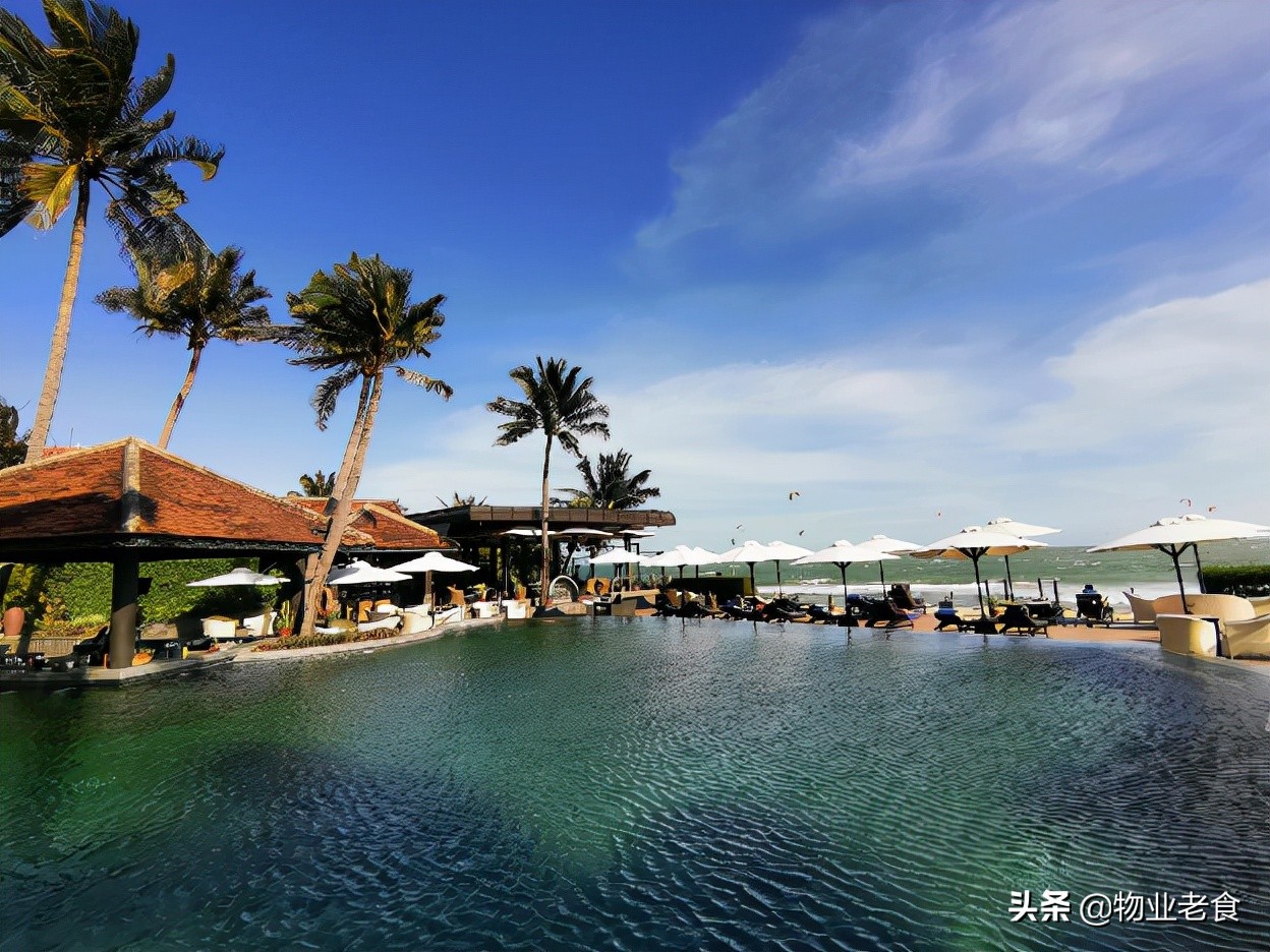 老食游记|˙越南美奈美景,一半是沙漠一半是海水