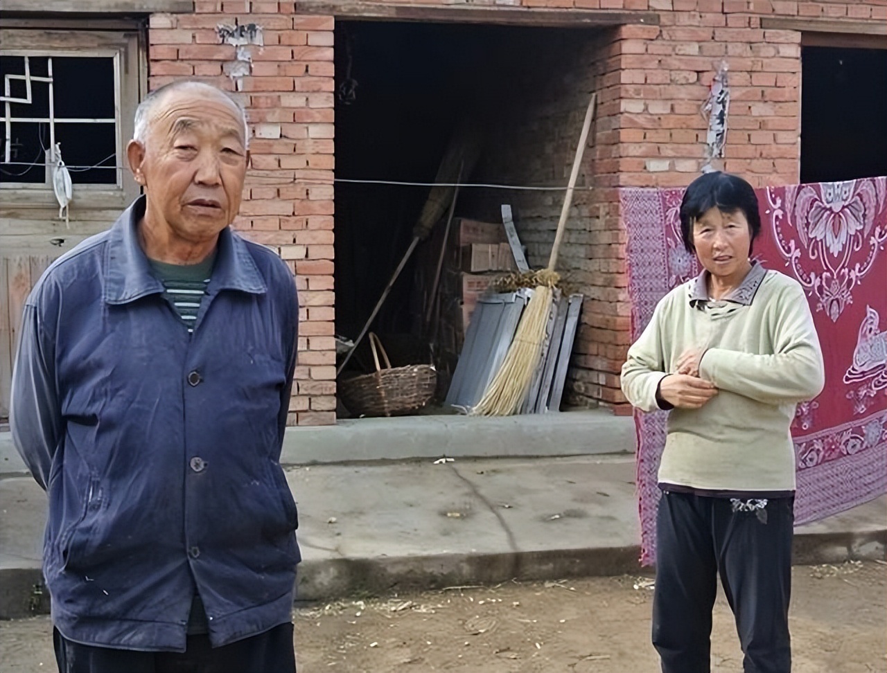 “呼格案”专案组长冯志明的双面人生：贪腐近4000万，被判18年