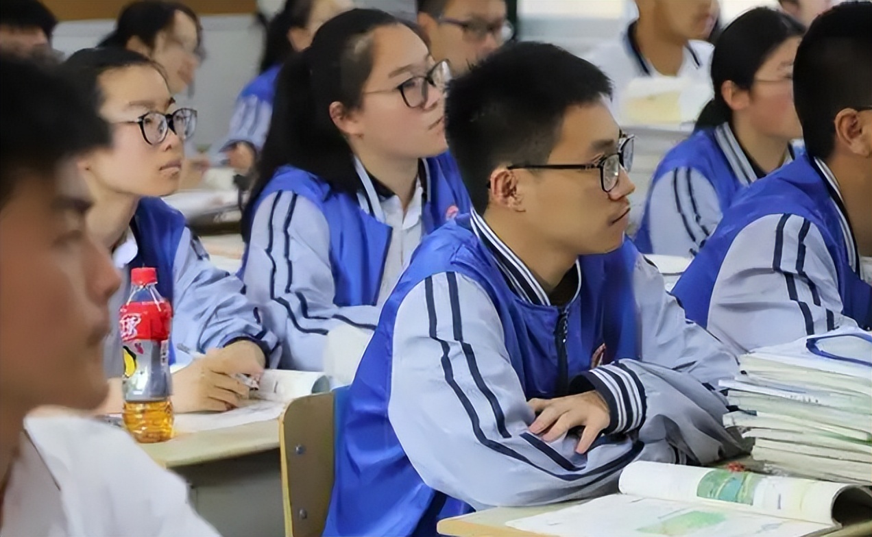 全国百强高中名单发布，雅礼中学入围前五，衡水中学无缘榜首