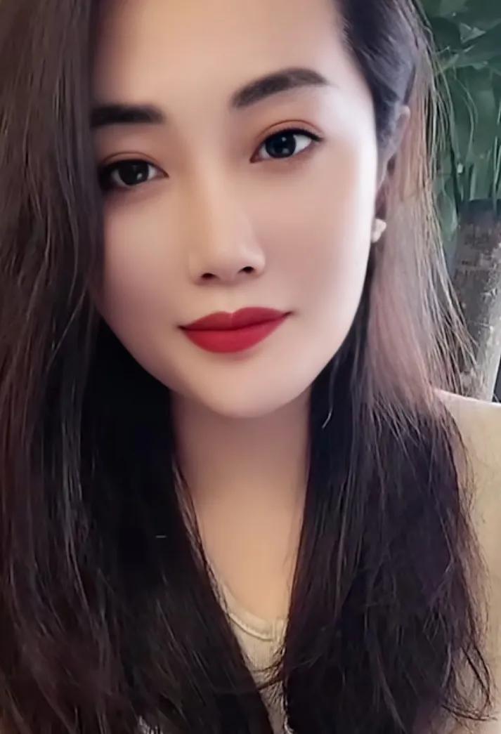 精美颜值的美女随拍美图合集