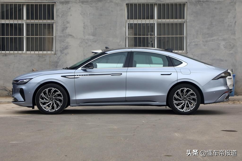 新车｜合资、自主均有“硬茬”登场！2022年这6款轿车不容错过