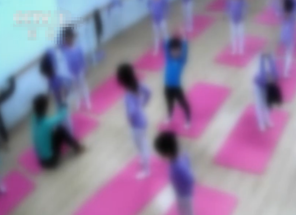 2018年江苏6岁女孩舞蹈课后瘫痪，妈妈看完监控，起诉同学和机构