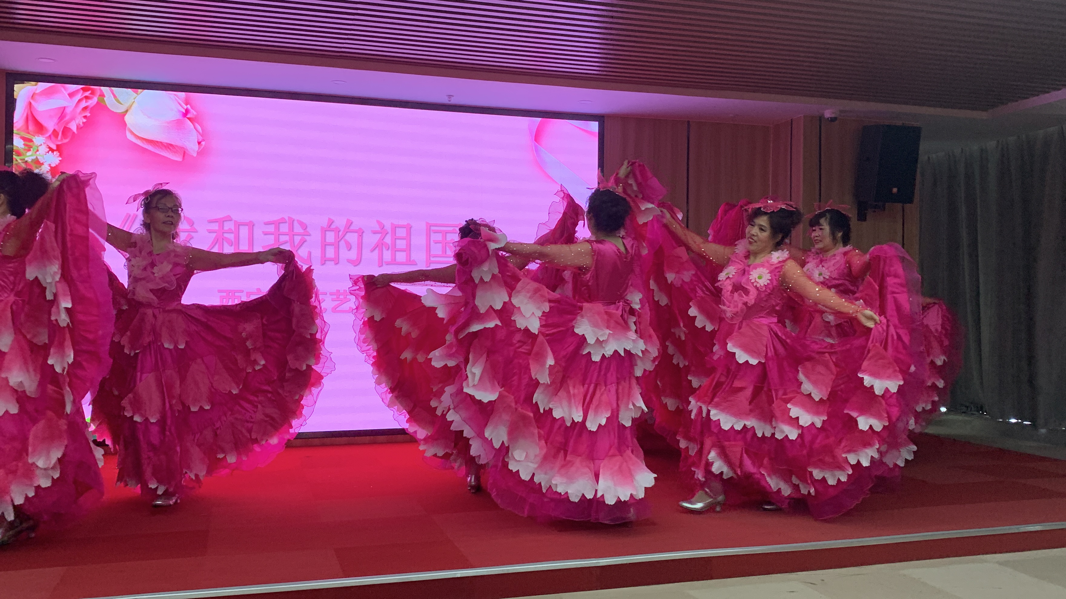 与健康同行 青海省抗癌协会举行巜春之声 韵之味》庆祝三八节活动