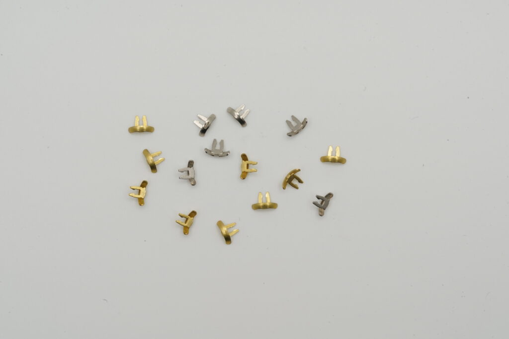 如何在五金冲压与 CNC 加工之间做出正确选择