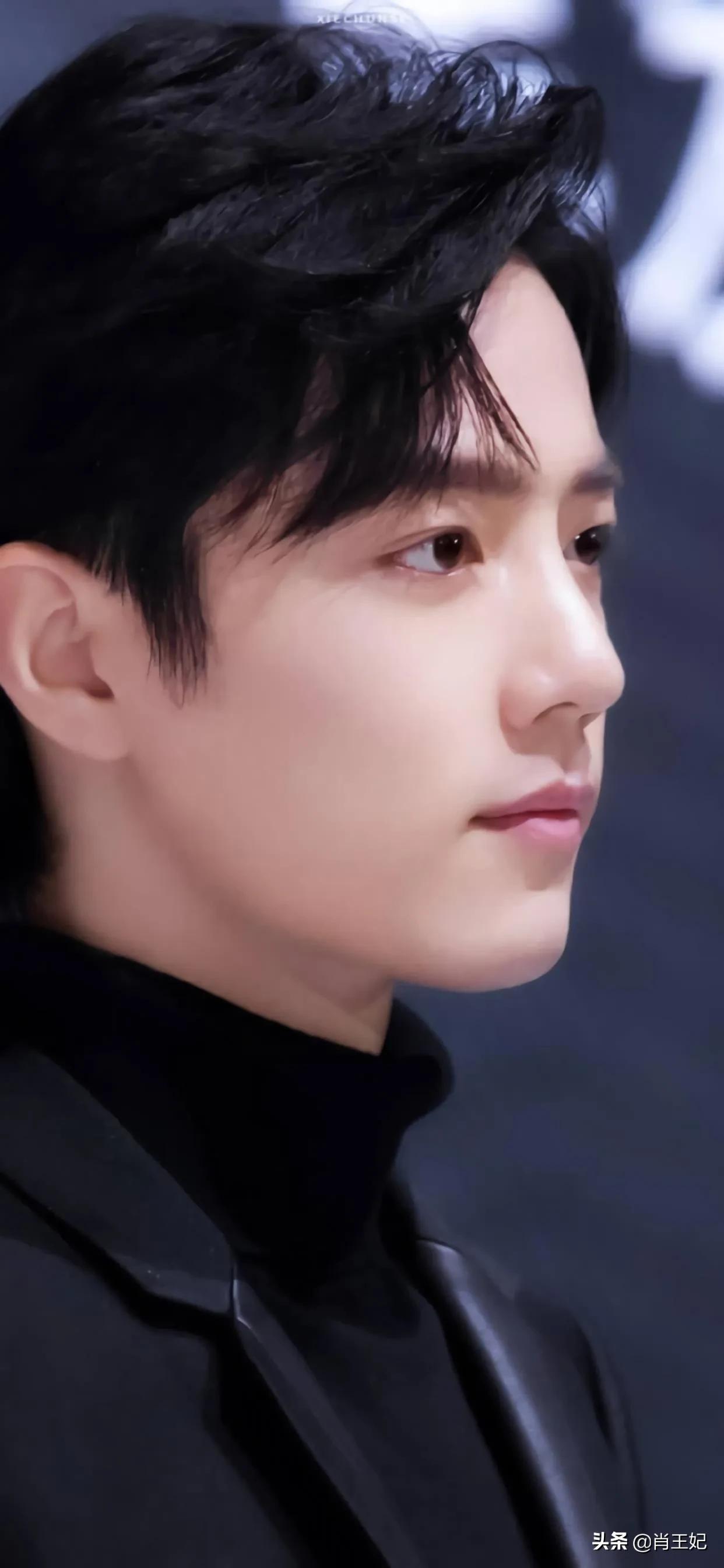 肖战他可真帅啊,帅到没边呀,这身材比例可太完美了