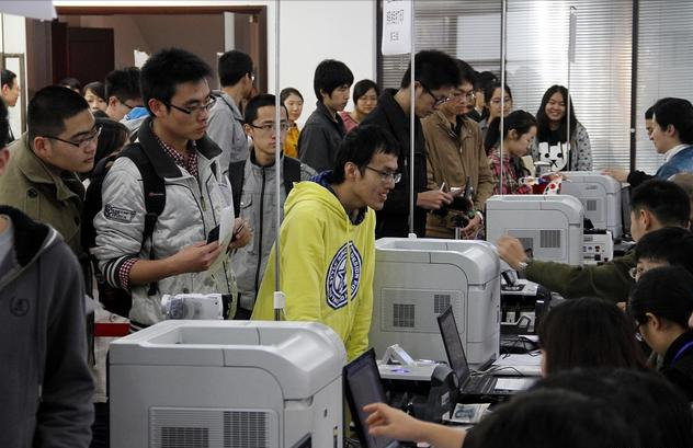 广西大学调剂开始，表格下载已破13万！考生直言：调剂比考研还难