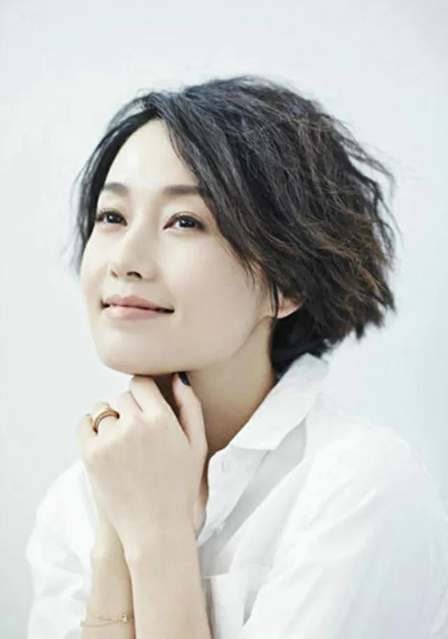 请欣赏50位明星的甜美微笑
