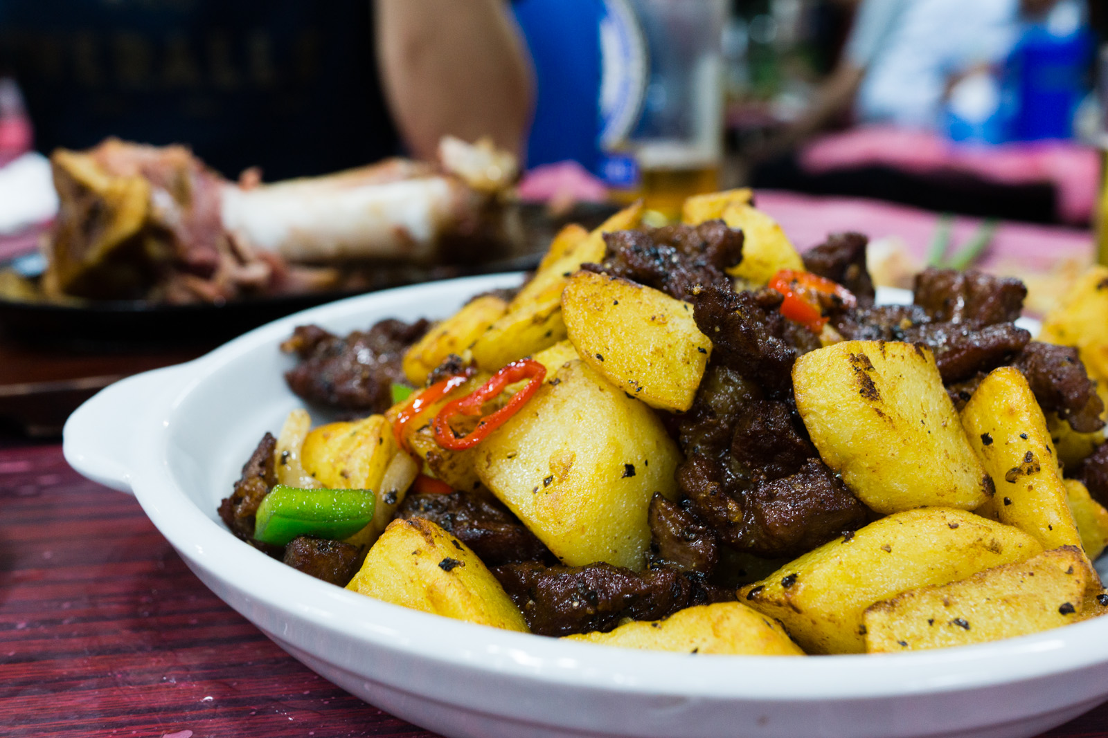 香港最接地气的市井烟火味：盘点最受欢迎的香港大排档