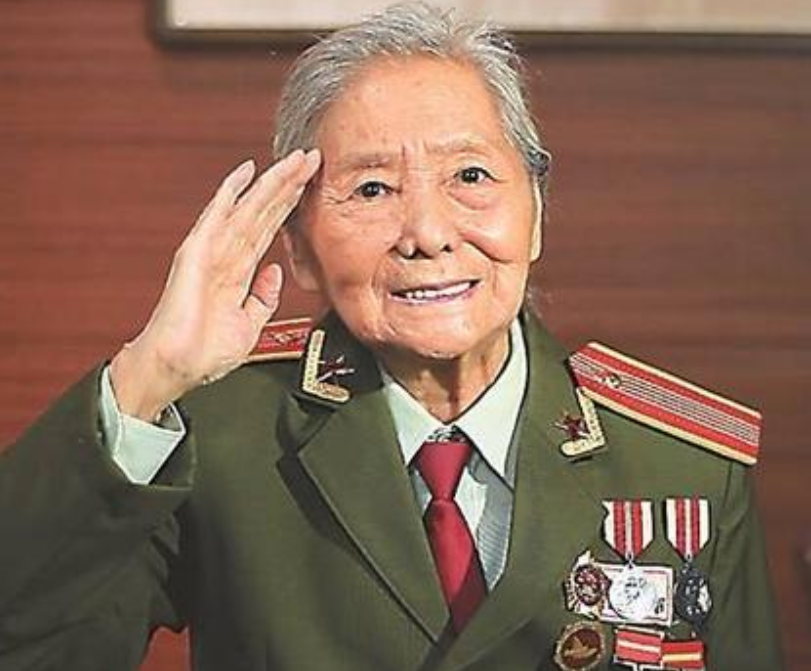 朝鲜战争：把炮弹当流星的女大学生，却令无数美军战俘改邪归正