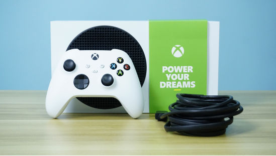 云游戏：如何开机一台微软Xbox Series S，次时代游戏主机评测