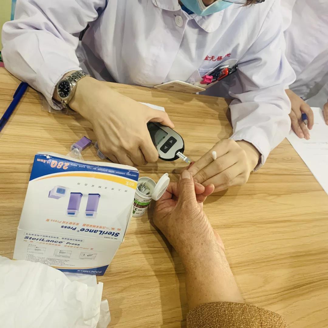 阳痿是什么原因引起如何治疗(阳萎发病的原因都有哪些？这几种原因要了解)