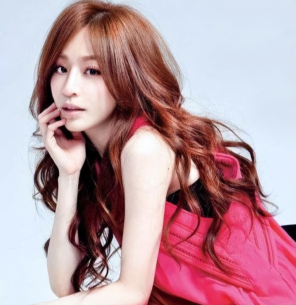 王心凌、热巴、肖战等明星的小八卦